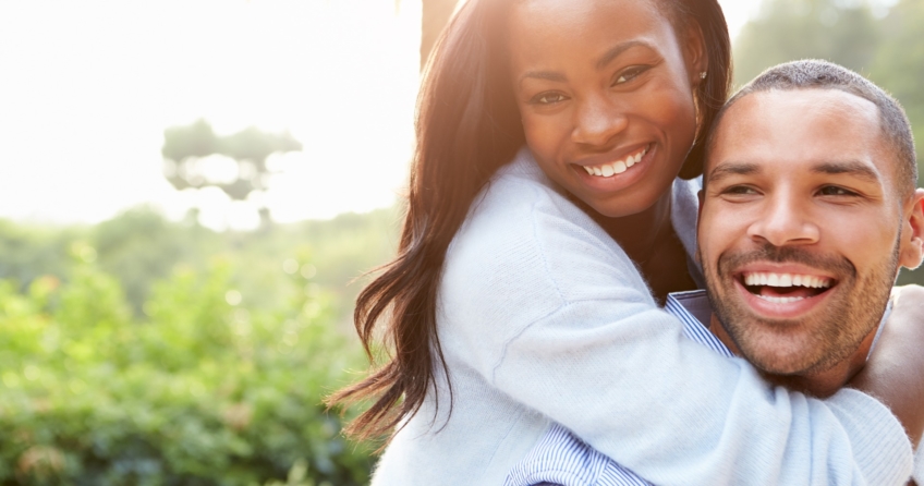 5 gute Gründe, einen kleineren Mann zu daten